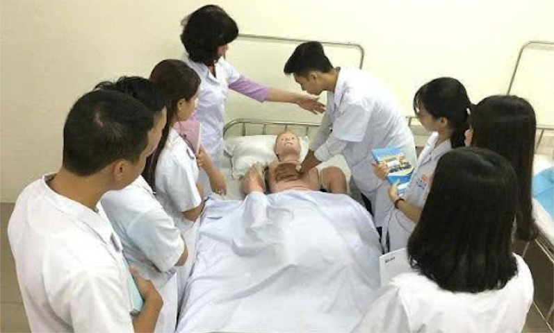 Điều dưỡng – Nghề nhân văn dẫn lối thành công bền vững